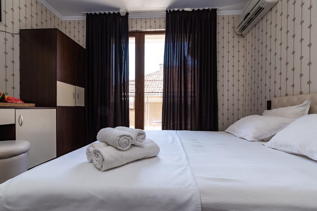 Guest House Saint Apostol 네세부르 외부 사진